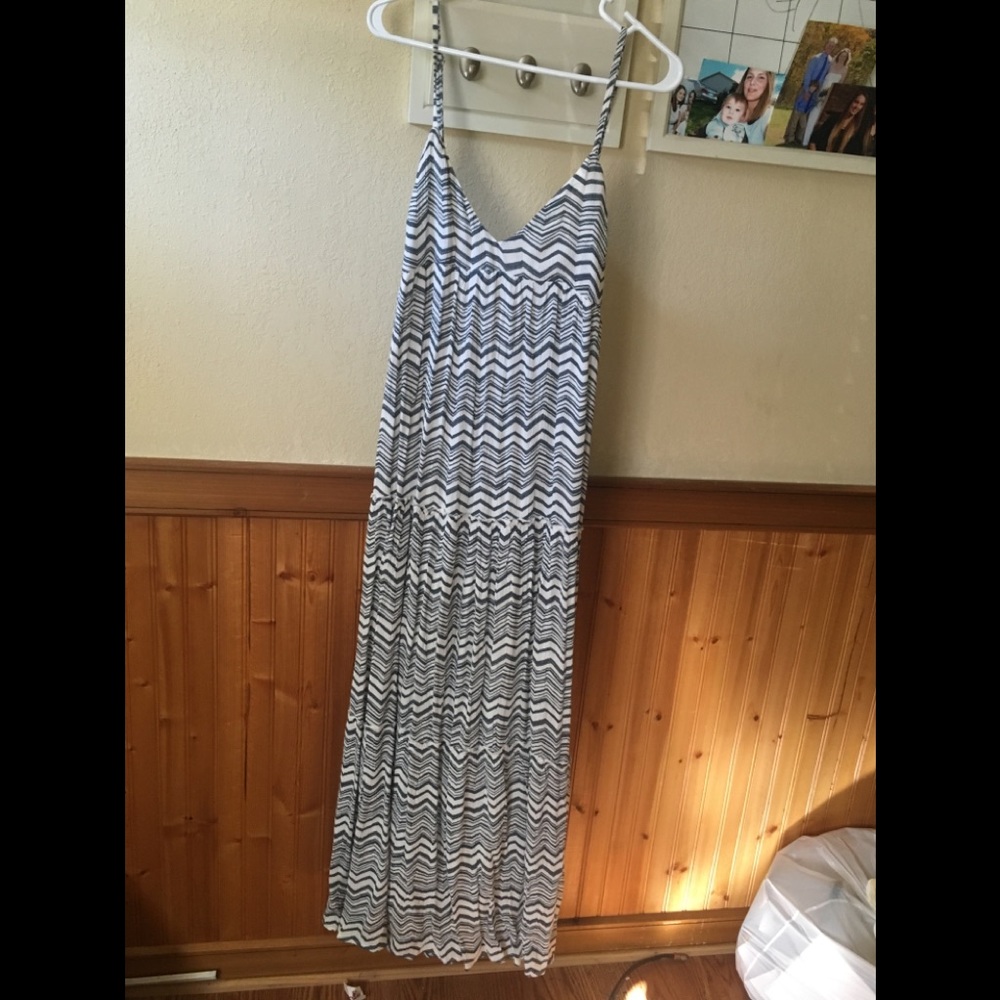 Size Large billabong dress
